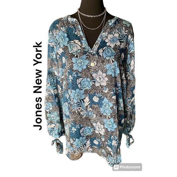 NWT Jones New York SZ 1X Blue Floral Multi Combo Tie Sleeve Blouse - Picture 2 of 11